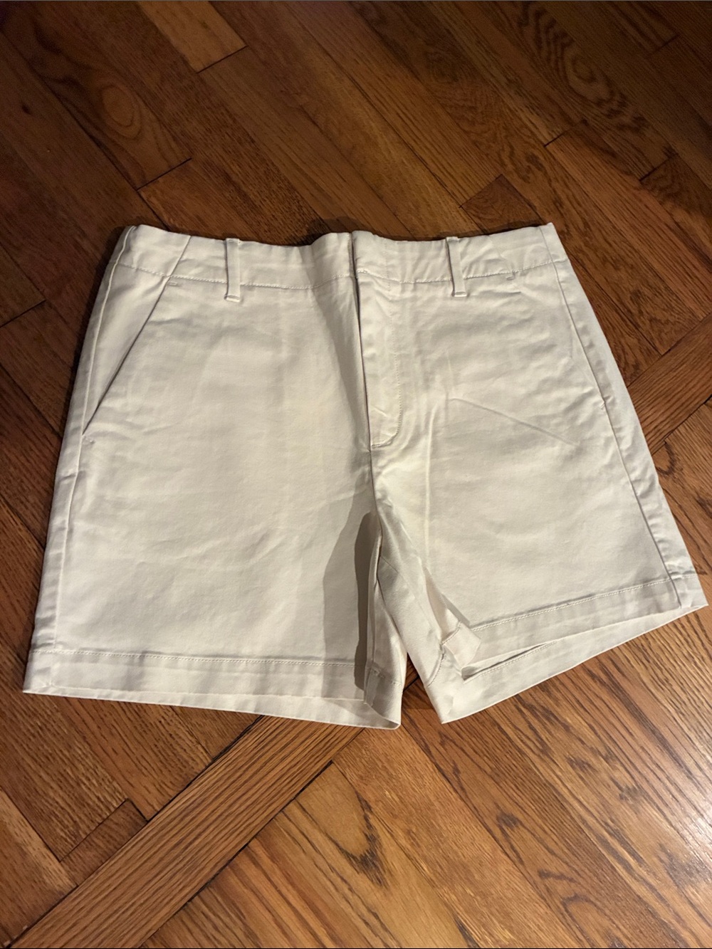 Banana Republic Women's Cream Flat-Front Shorts